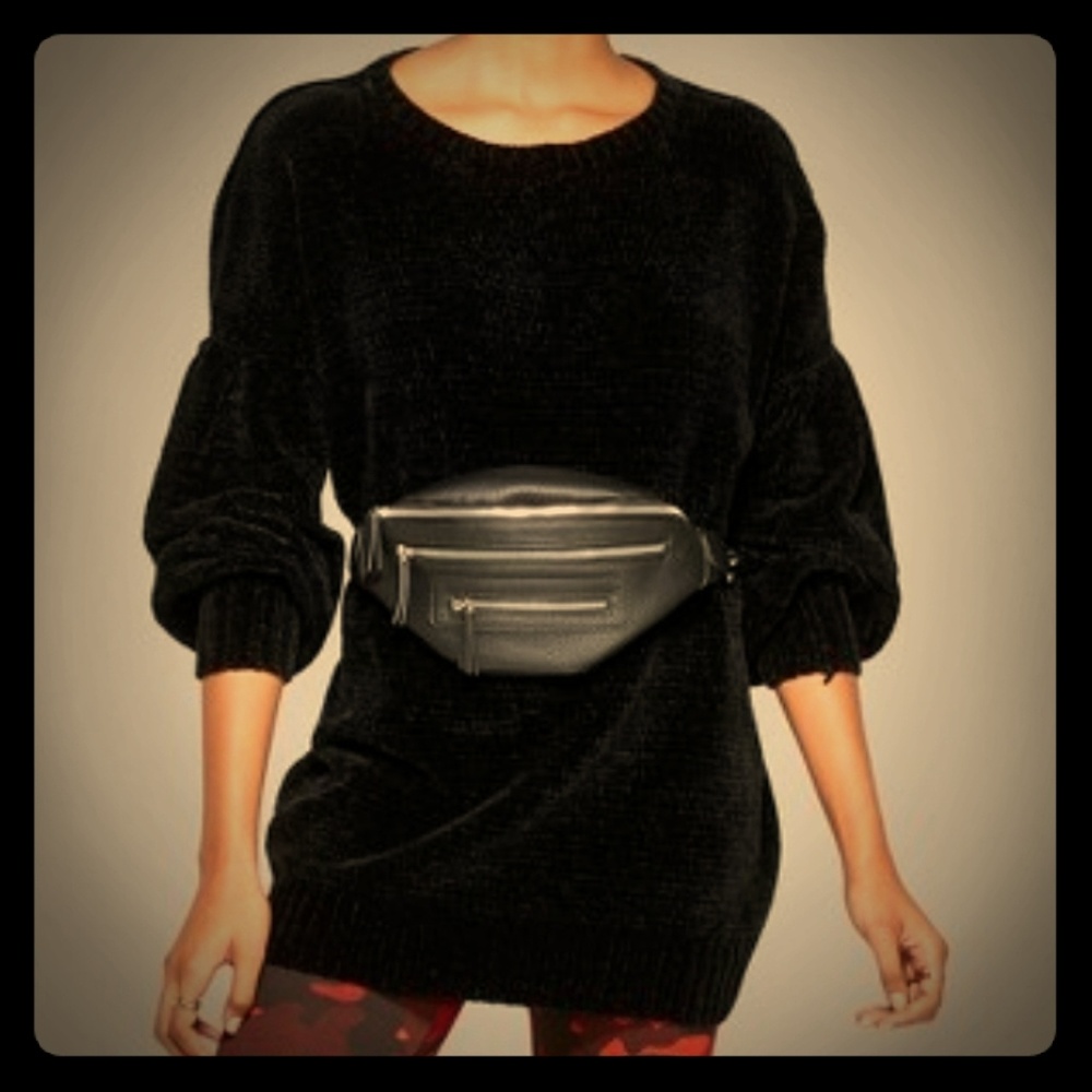 Women's Scoop Neck Long Sleeve Tunic - Wild Fable
